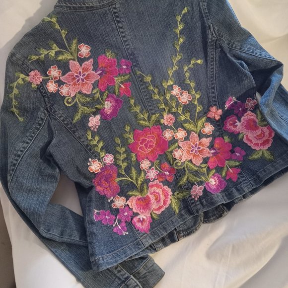 Embroidered Denim Jacket - Picture 4 of 4